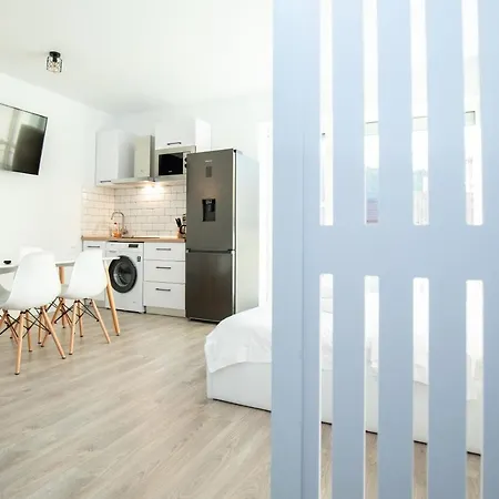 Cozy 4 People With Parking *