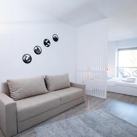 Cozy 4 People With Parking Apartment *