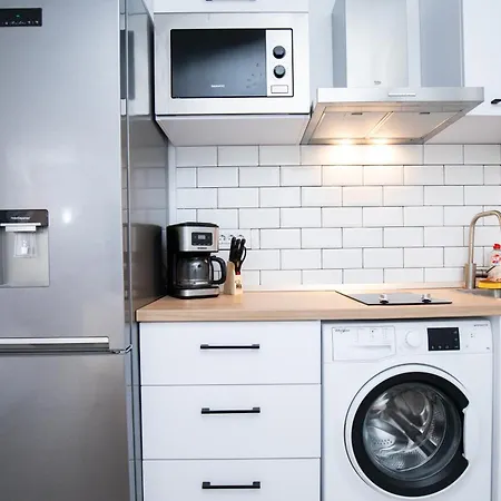 Apartment Cozy 4 People With Parking *